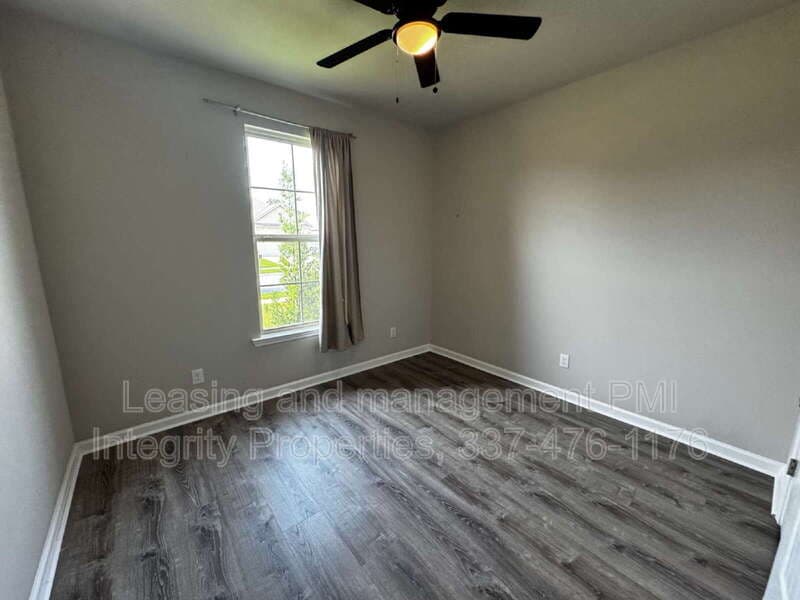 Youngsville House: 202 Rue Cordorcet