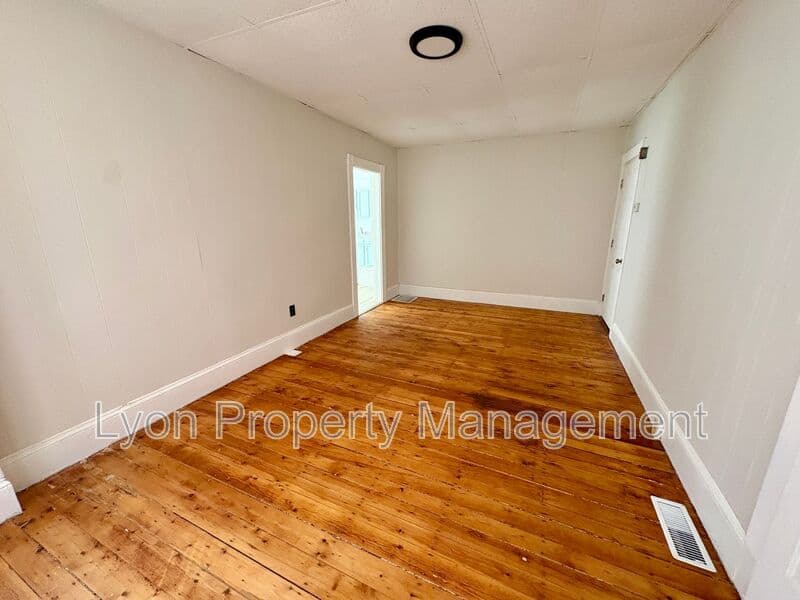 Woonsocket Condo: 37 Mechanic Avenue