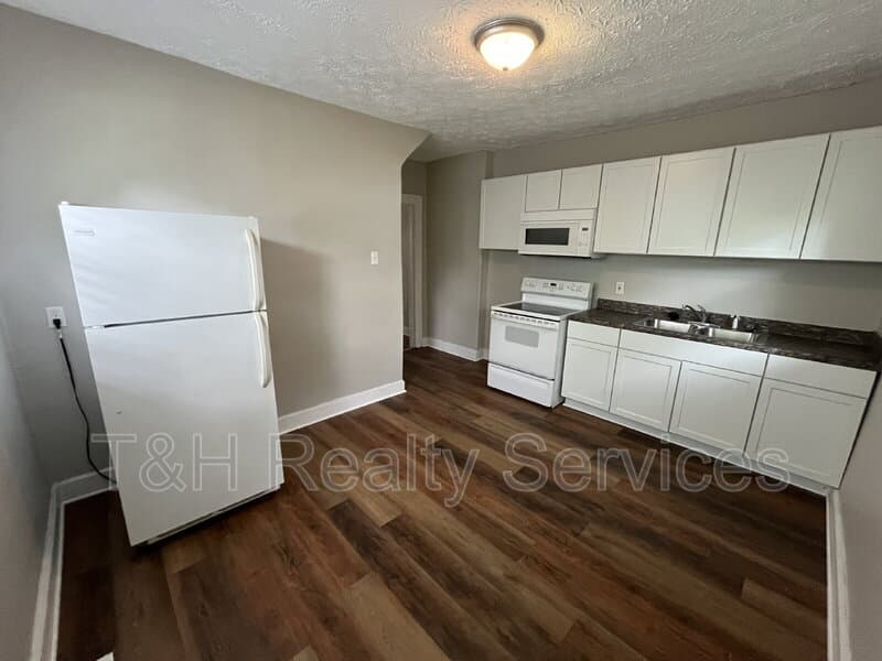 Indianapolis Condo: 560 Udell Street