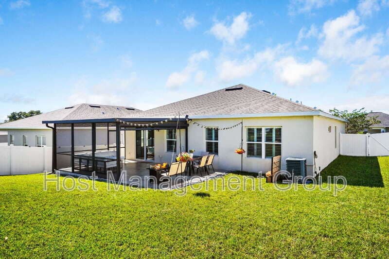 Minneola House: 3234 Hill Point St
