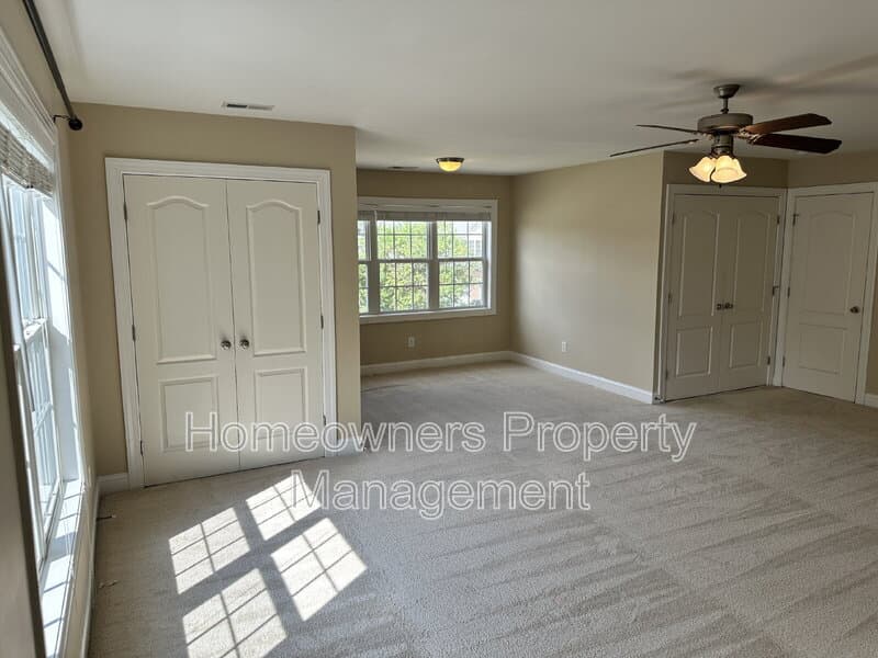 Fayetteville House: 4041 Windy Fields Dr