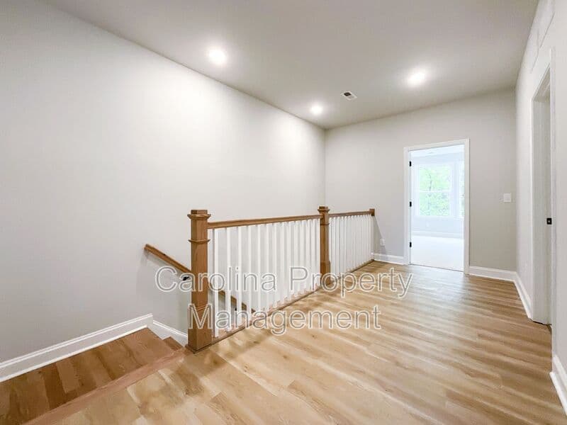 Cornelius House: 8229 Houser St