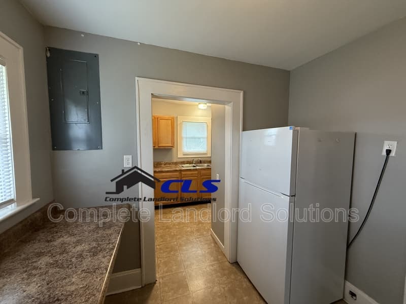 Terre Haute House: 832 S 17th