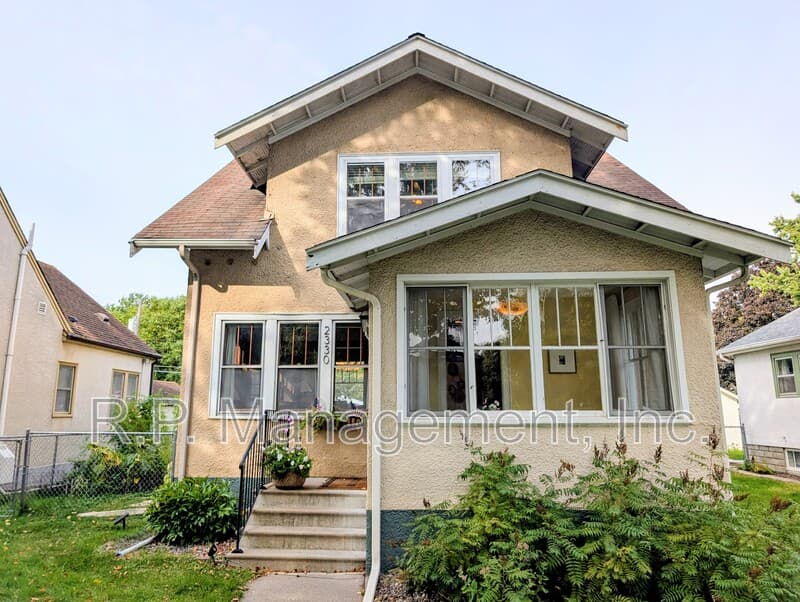Minneapolis House: 2330 Mckinley St NE