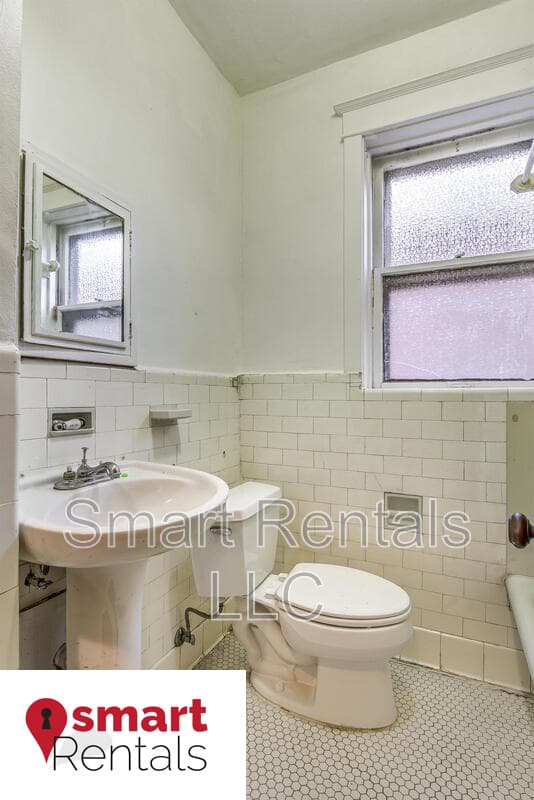 St. Louis Condo: 3763 Keokuk Street - 2 FL