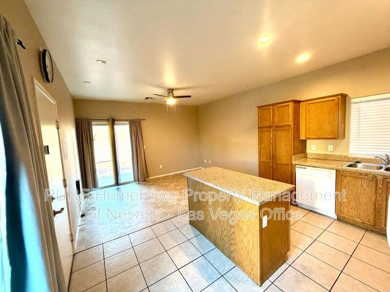 North Las Vegas House: 6109 Blue Luna Street