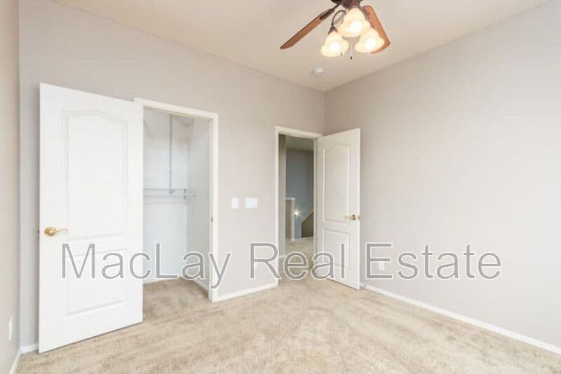 Chandler House: 3661 S Barberry Place