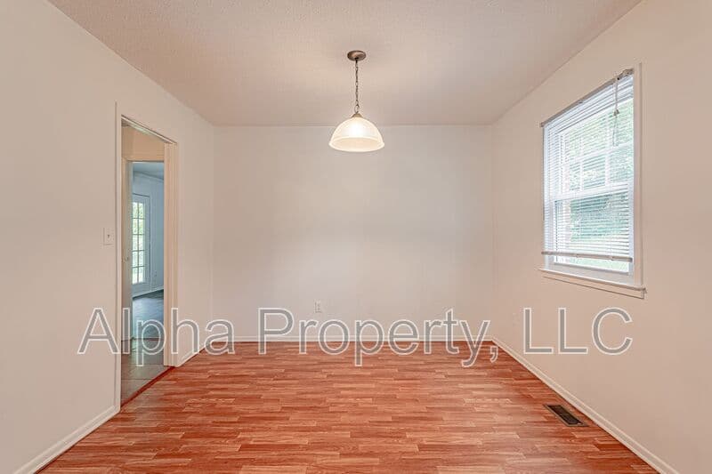 Greer House: 134 Saturn Lane