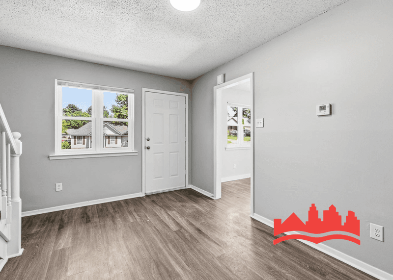 Memphis House: 2449 Labonte Dr