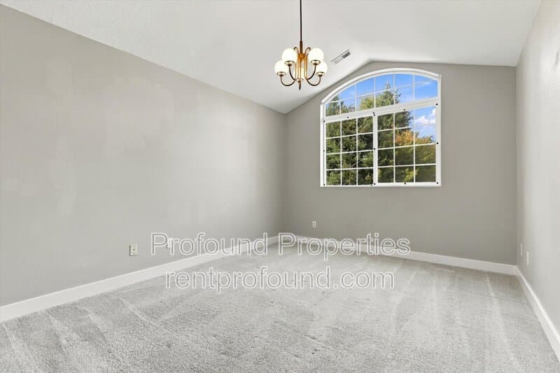 Beaverton Condo: 9542 SW 153rd Avenue
