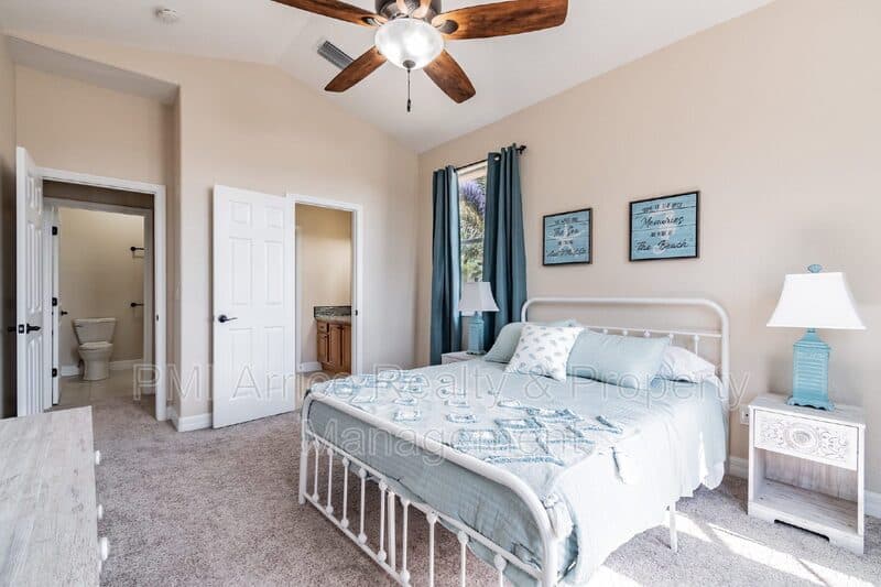 Apollo Beach House: 539 Treviso Dr