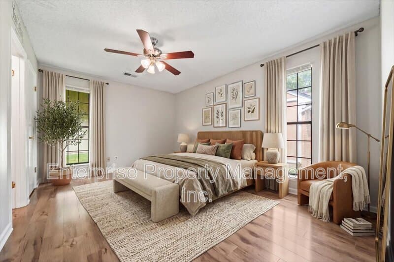 Memphis House: 7103 Tagen Dr