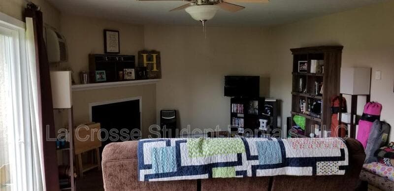 La Crescent Apartment: 619 Welshire Drive