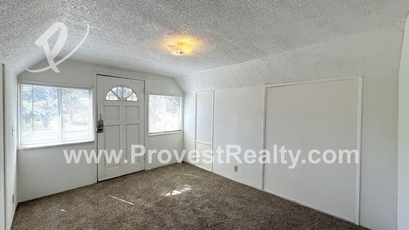 Pinon Hills House: 2300 Rattlesnake Gulch Rd