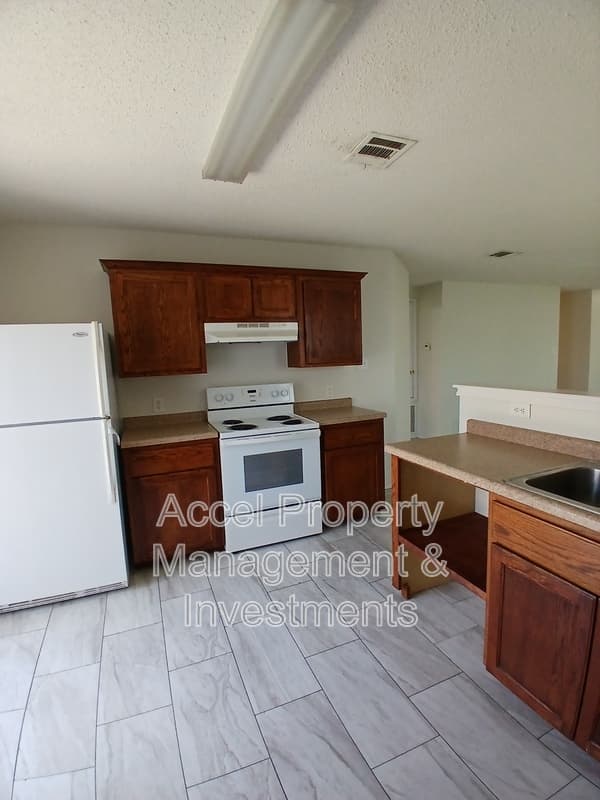 McAllen House: 5408 N. 35th St.