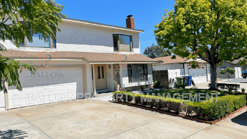 Santee House: 10045 Woodpark Dr