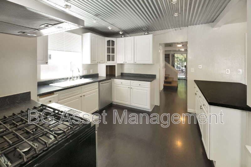 Pinole House: 2359 Prune St