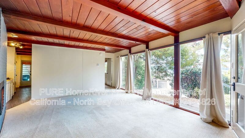 Sausalito Condo: 25 Woodward Avenue
