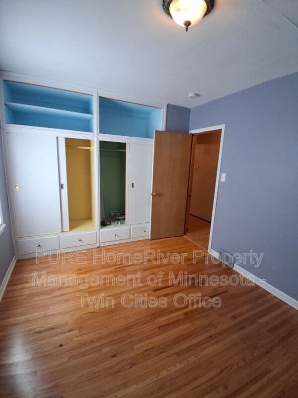 Hugo Condo: 5557 146th St N
