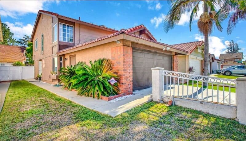 Compton House: 720 Matthisen Cir