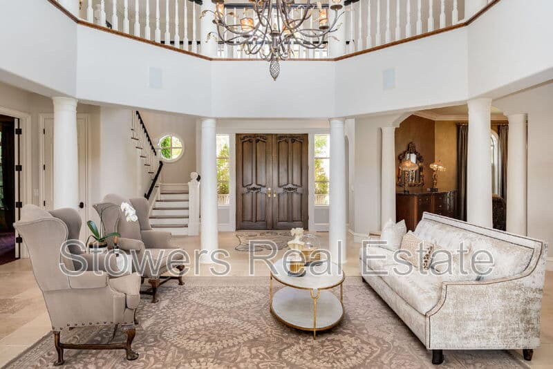 Danville House: 4482 Deer Ridge Rd