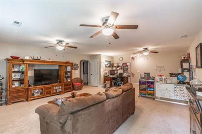 Pinehurst House: 55 Bridle Path Circle