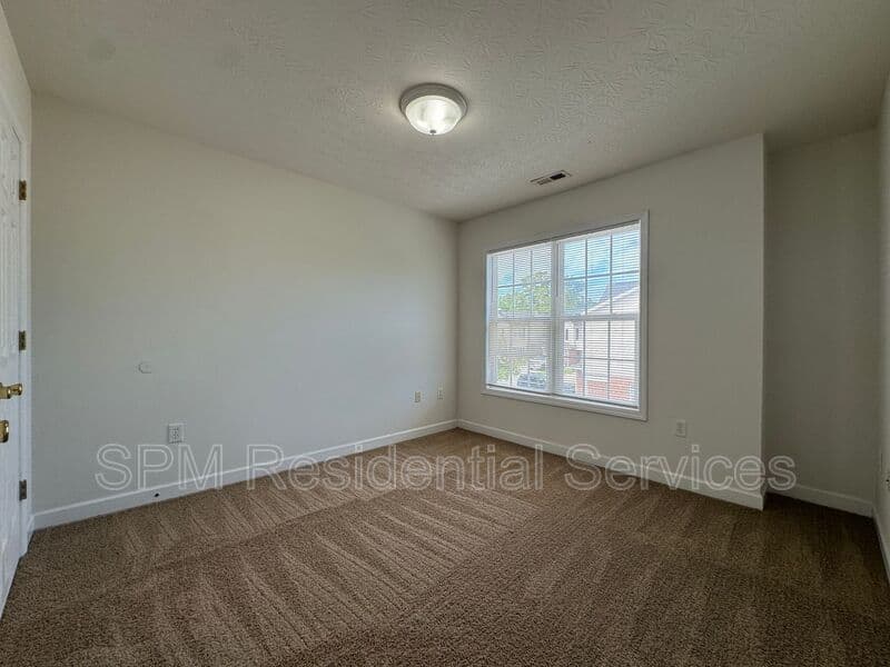 Wilmington House: 6028 Larson Place