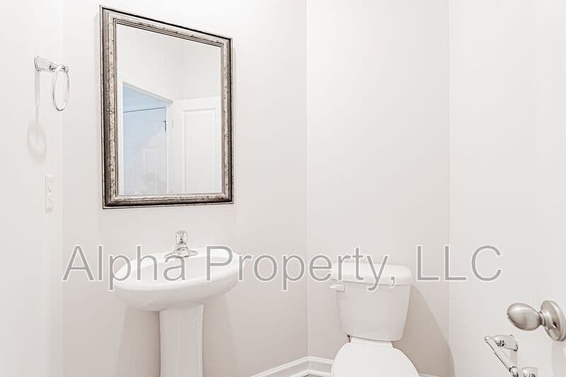 Greer Townhome: 316 Sea Isle Pl