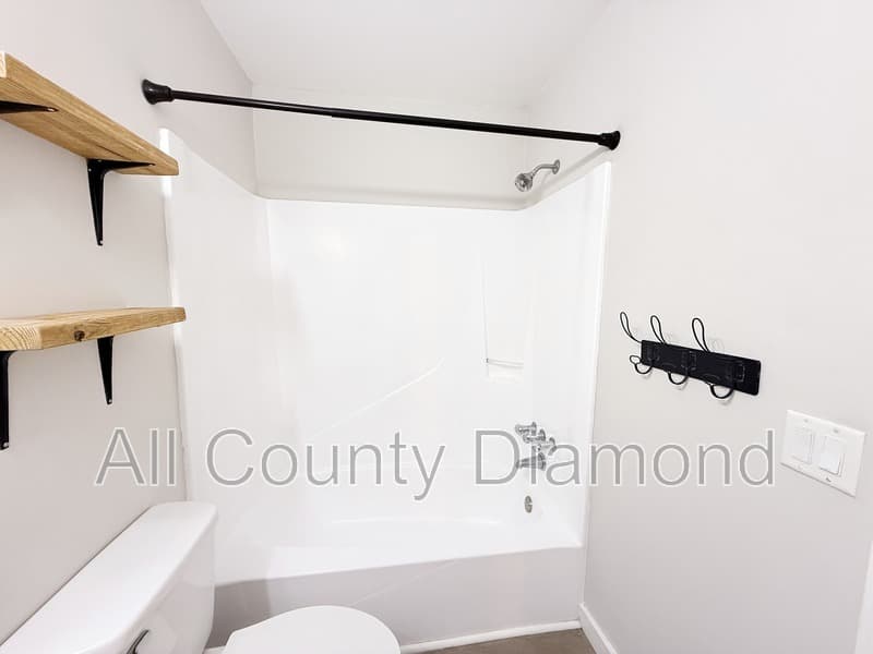 Panama City House: 175 N Berthe Ave