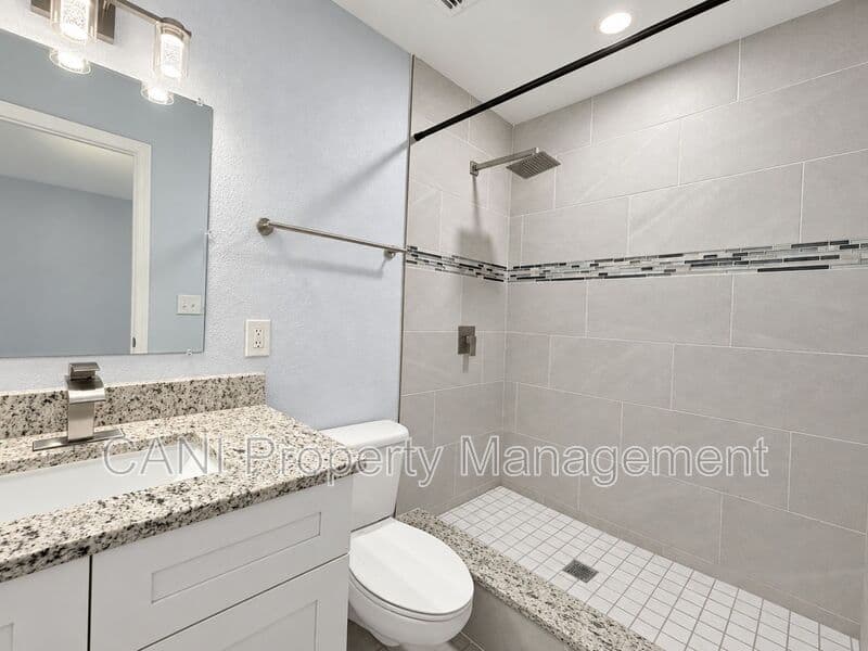 New Smyrna Beach House: 23 Country Club Drive
