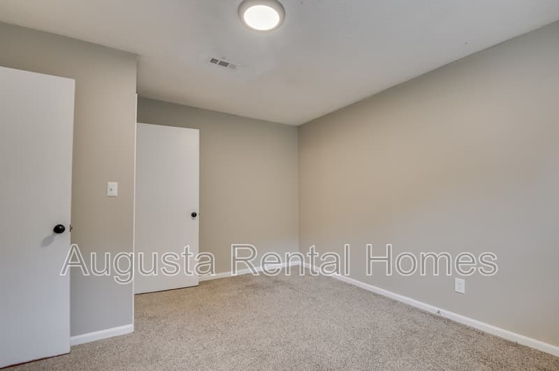 Aiken Condo: 3033 Old Powderhouse Road - C3