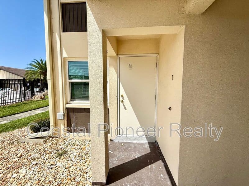 New Port Richey Condo: 5111 Amulet Dr