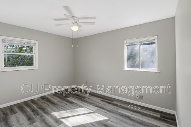 Champaign House: 3303 Kimberly Drive