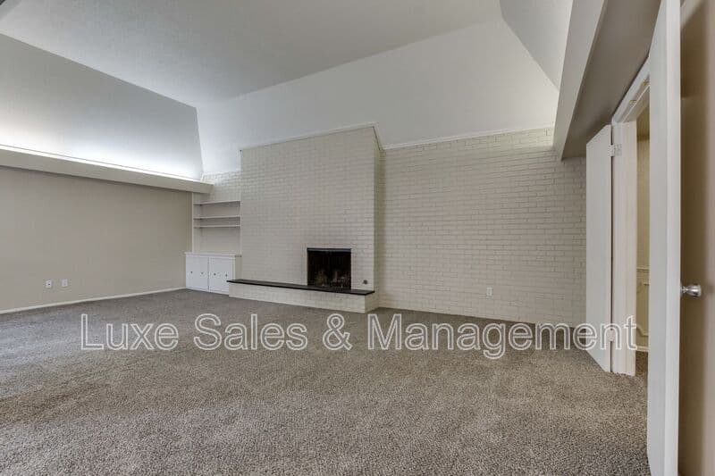 Oklahoma City House: 2516 NW 62nd St