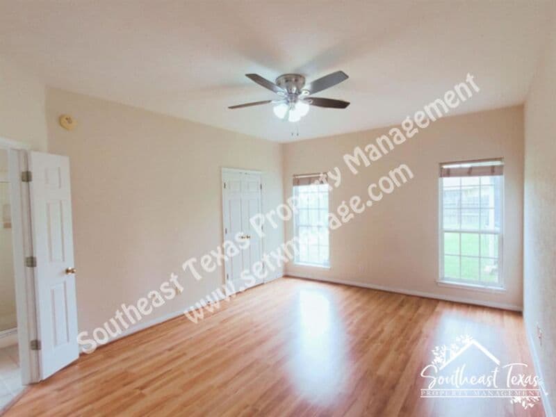 Beaumont House: 7920 Buttercup Drive