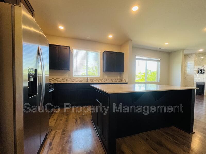 Portland Townhome: 16189 Northwest Pristine Lane