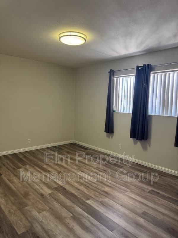 Las Vegas Condo: 615 South Royal Crest Circle - 24