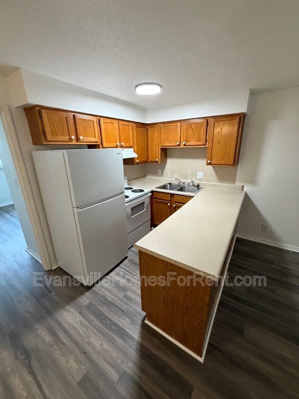 Evansville Condo: 1115 West Virginia Street - F