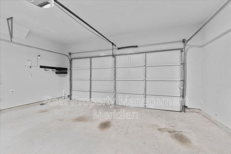 Fort Worth House: 2412 Simmental Rd