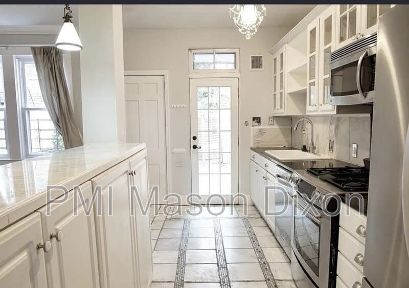 Baltimore Townhome: 2134 Mount Royal Terrace