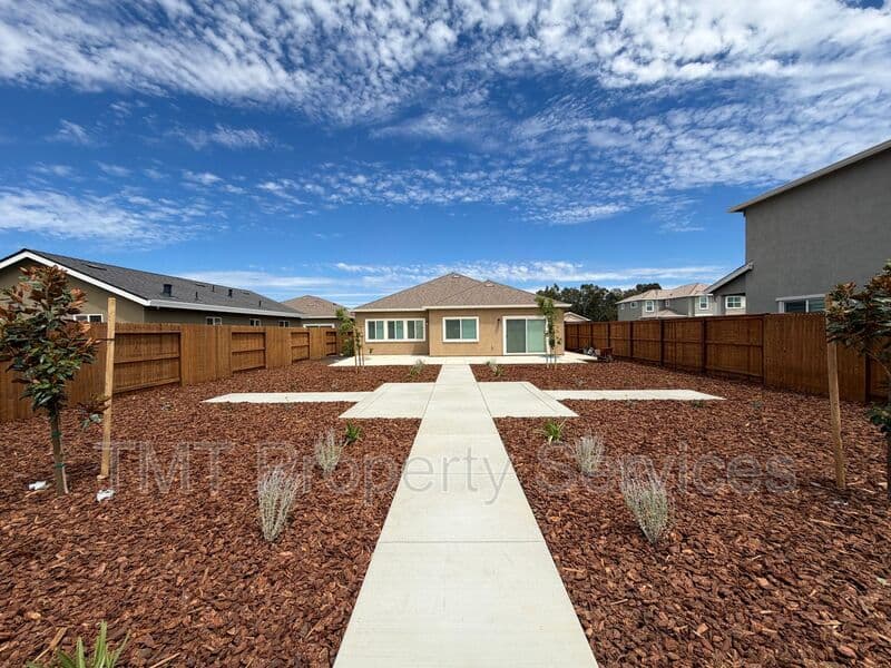 Elk Grove House: 9106 Turnbull Court