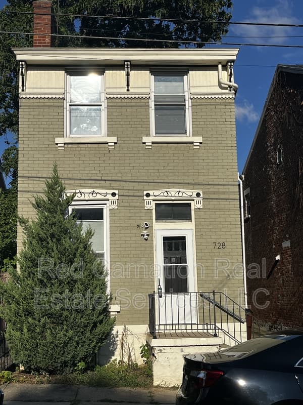 Covington House: 728 Dalton Street