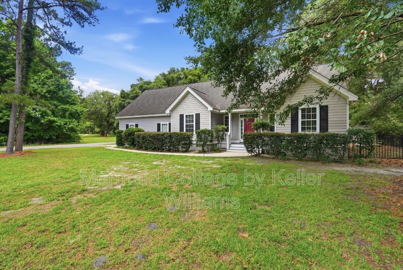 Beaufort House: 24 Pickens Street