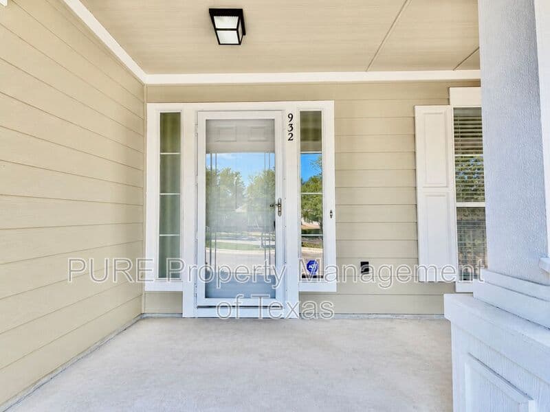 Round Rock House: 932 Monadale Trl