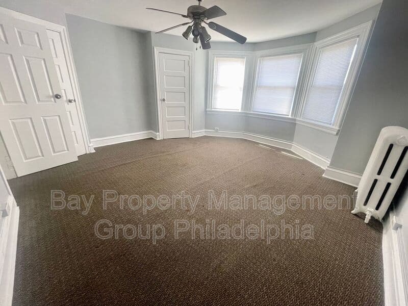 Philadelphia House: 5029 N Franklin St