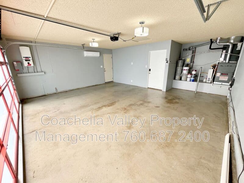 Palm Springs House: 372 W Dominguez Rd