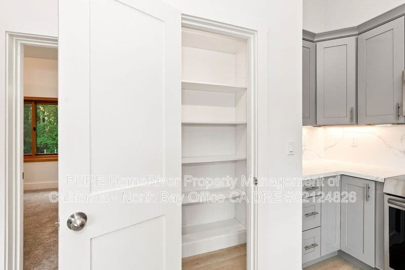 Santa Rosa Condo: 5980 Melita Rd