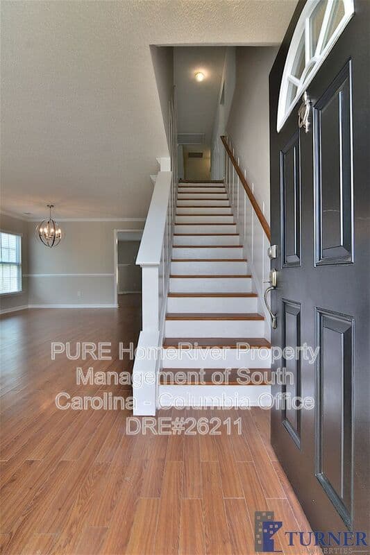 Chapin House: 125 Baltic Ct