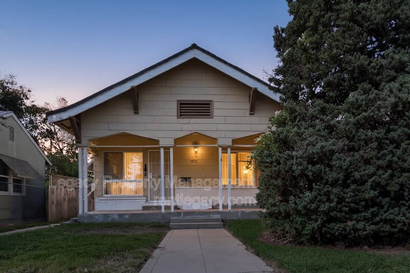 Sacramento Condo: 4925 11th Ave