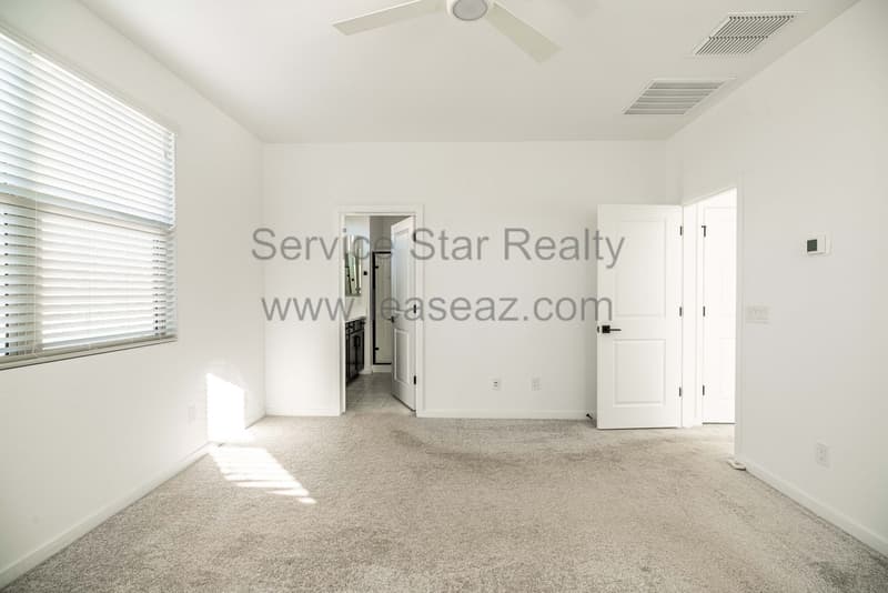 Chandler Townhome: 1141 W Diamondback Dr